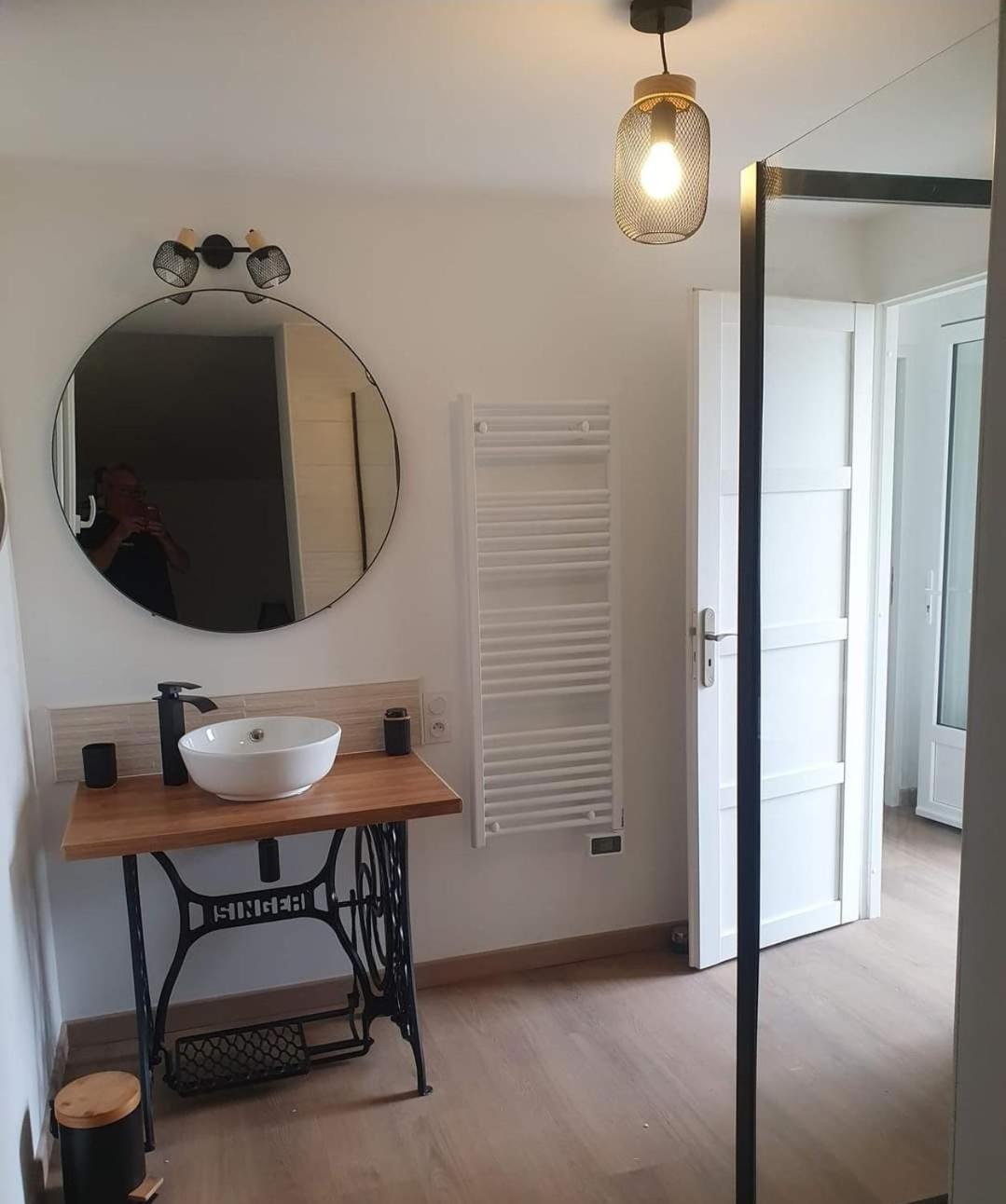 Apartamento A 5 Min De La Pointe Du Hoc Cricqueville-en-Bessin Exterior foto